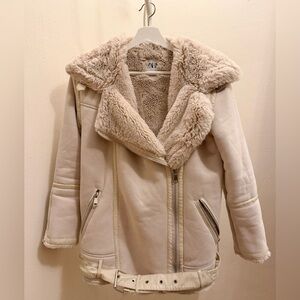 Zara Women's Tan Teddy Jacket